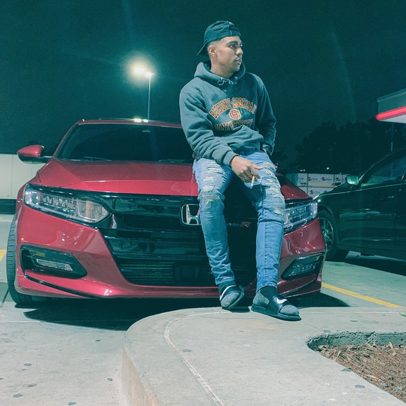 Meet your Posher, Matthew - Picture 1 of 1